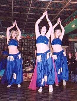 Oriental dance
                trio